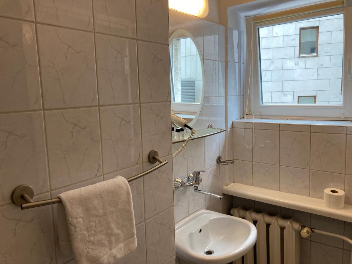 Karat Bed & Breakfast Varşova Dış mekan fotoğraf